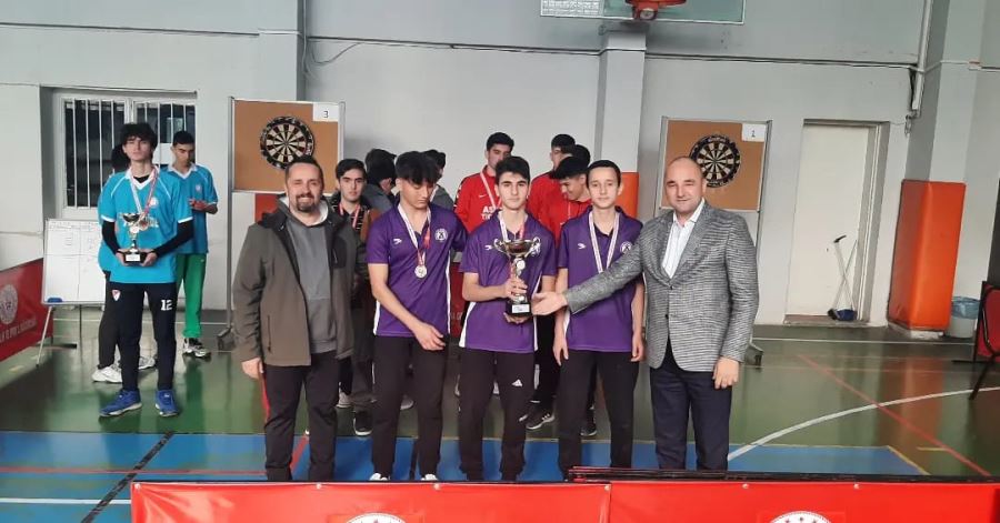 Akhisar Şeyh İsa Anadolu Lisesi İl Dart Şampiyonu