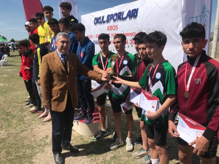 Akhisar Kayhan Ergun MTAL Kros Şampiyonası’nda Türkiye Dördüncüsü