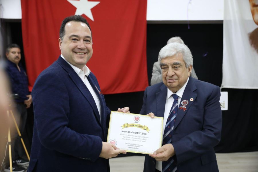 “İNSANLAR YAŞARKEN DE ANILMALIDIR” ÖDÜL TÖRENİ 
