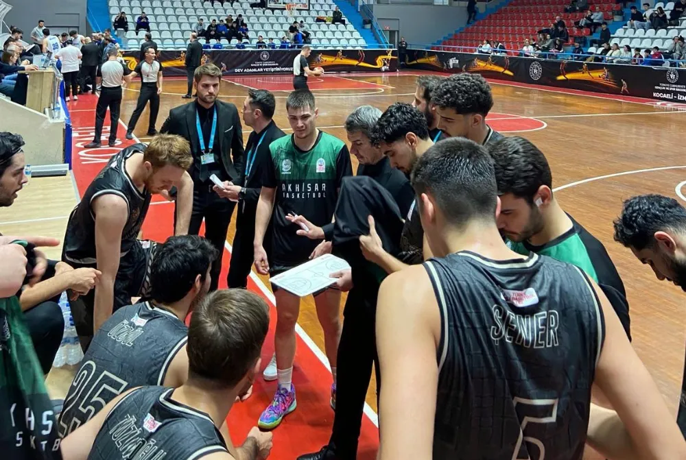 AKHİSARLI DEVLER, KOCAELİ BŞB KAĞITSPOR’A 68-65 MAĞLUP OLDU