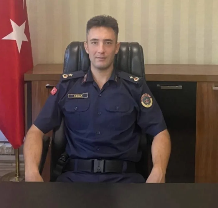 AKHİSAR İLÇE JANDARMA KOMUTANI BİNBAŞI KOÇAK GÖREVE BAŞLADI