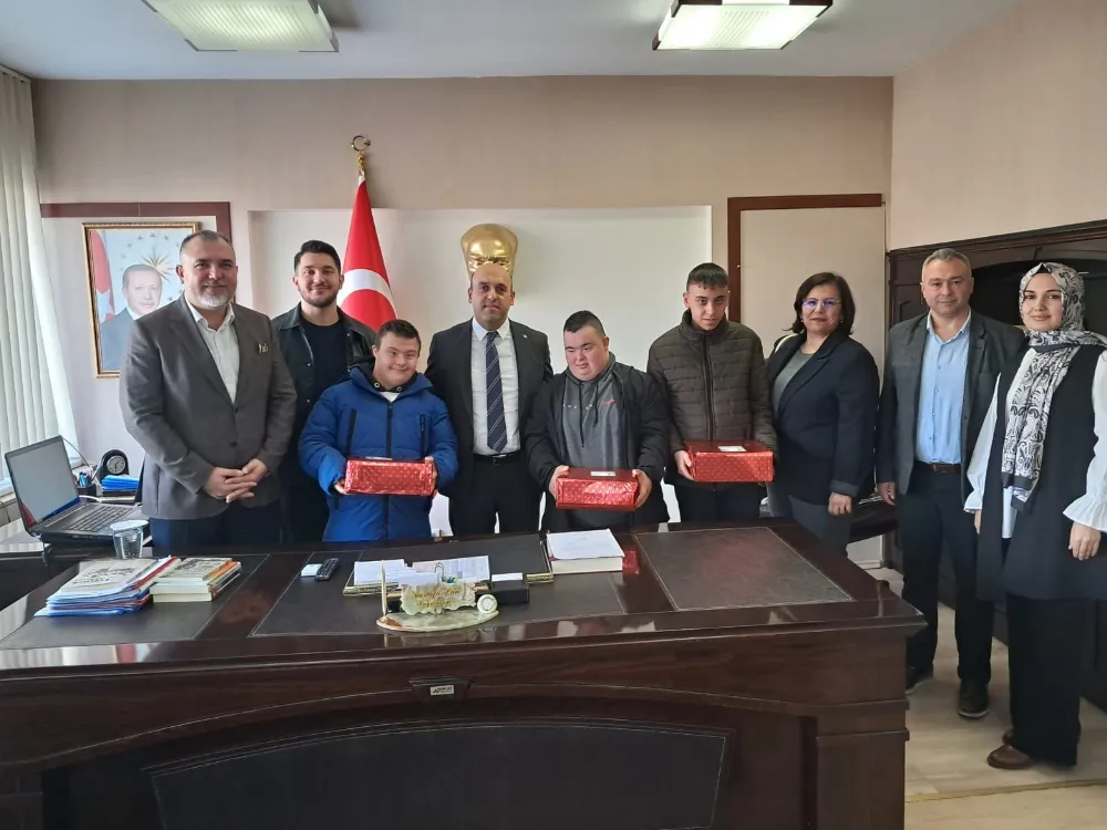 AKHİSAR BİZİM ÇOCUKLARIMIZ REHABİLİTASYON MERKEZİ