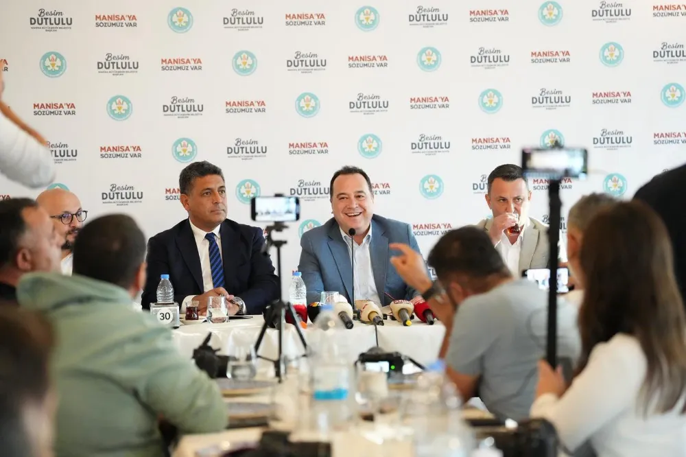BAŞKAN DUTLULU VE KAYSERİLİ, BASIN MENSUPLARIYLA AKHİSAR’DA BULUŞTU