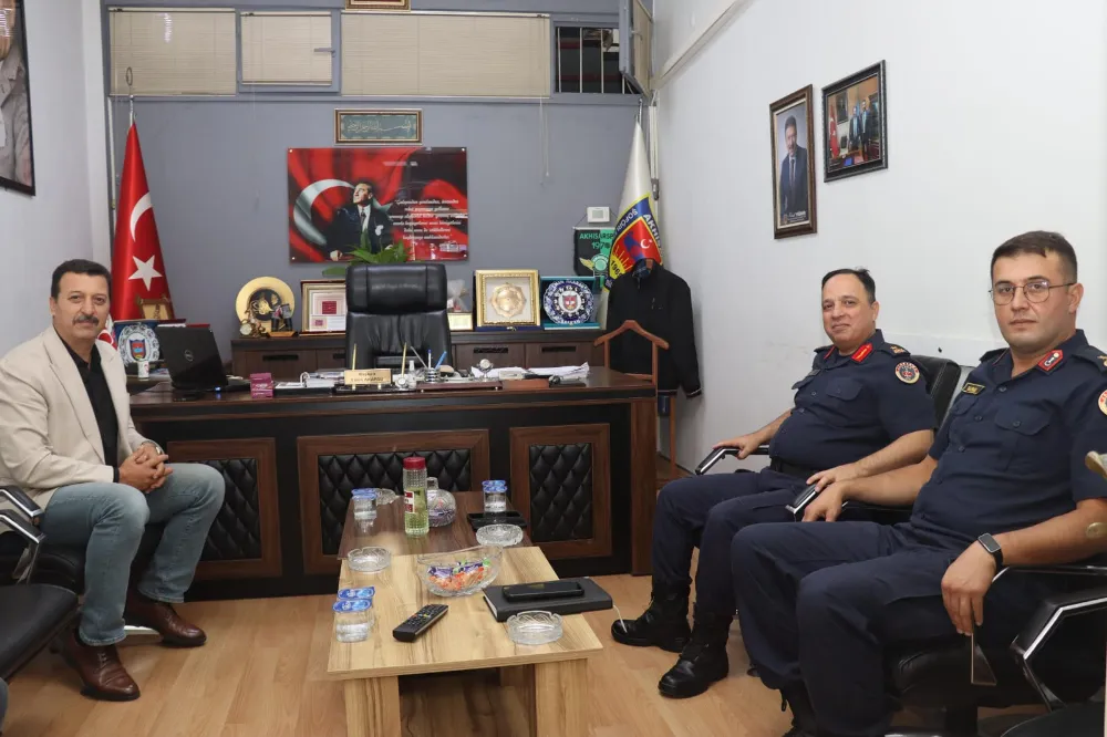 İL JANDARMA KOMUTANI’NDAN AKHİSAR ŞOFÖRLER ODASI’NA ZİYARET
