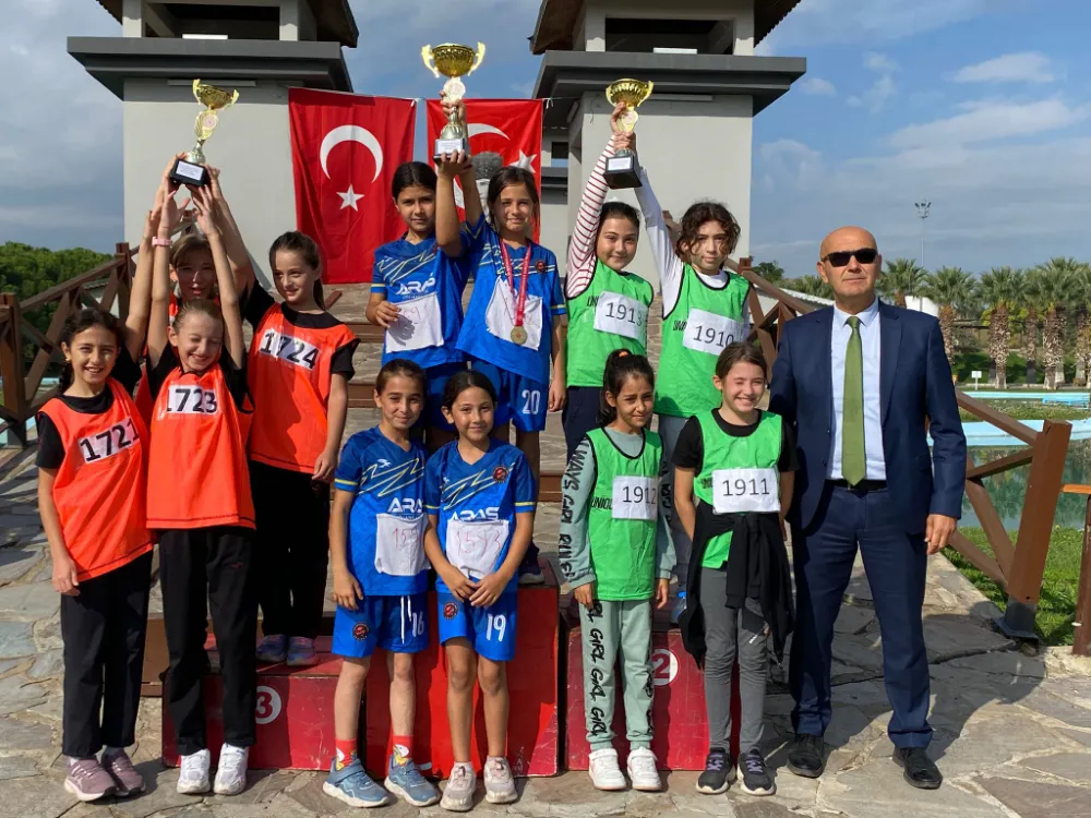 29 EKİM CUMHURİYET BAYRAMI KROS COŞKUSU