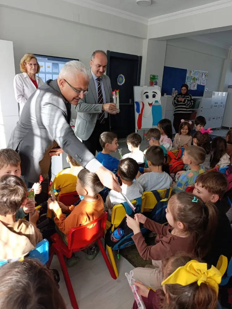 NUR CAMİİ 4-6 YAŞ KUR’AN KURSU’NDA AĞIZ VE DİŞ SAĞLIĞI EĞİTİMİ 