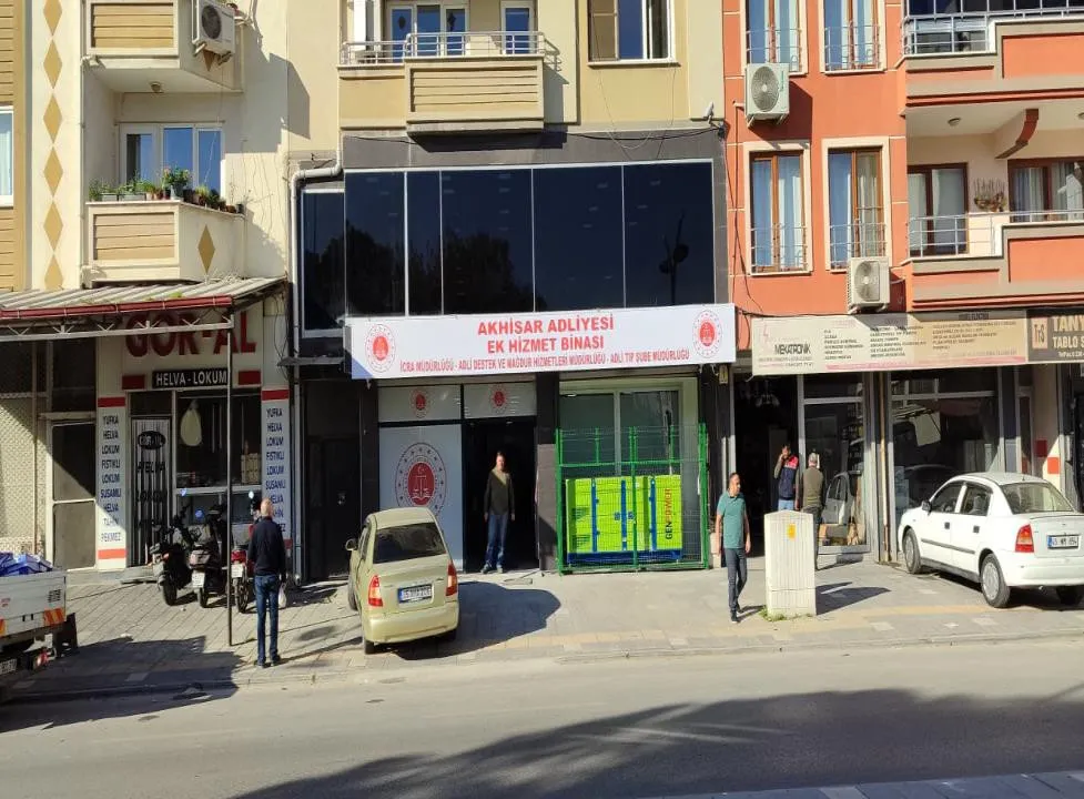 AKHİSAR’DA YENİ ADALET SARAYI EK HİZMET BİNASI HİZMETE GİRDİ