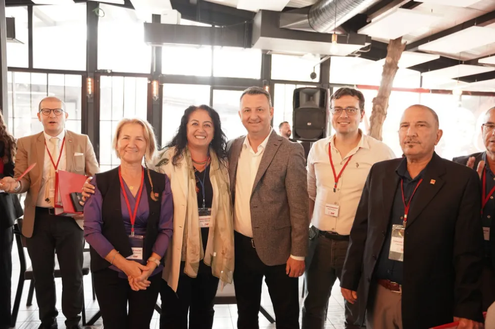 AKHİSAR’DA CHP ÖRGÜTÜ İKTİDAR HEDEFİYLE SAHADAYDI