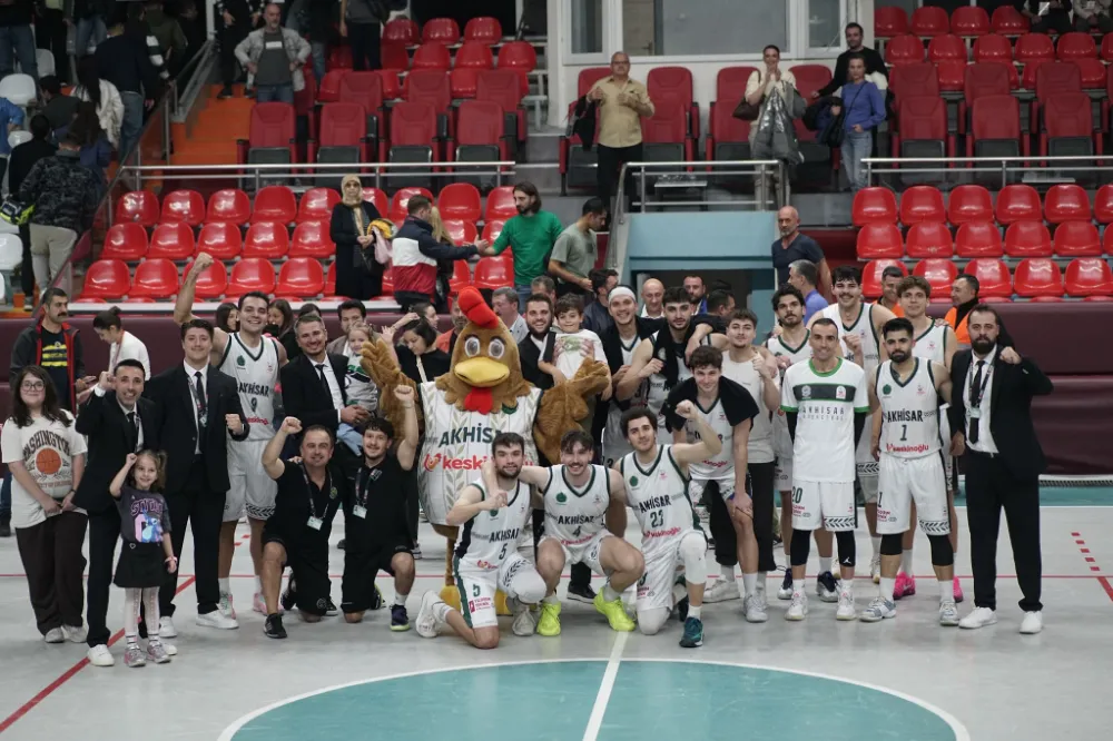 AKHİSARLI DEVLER EVİNDE FARK YARATTI