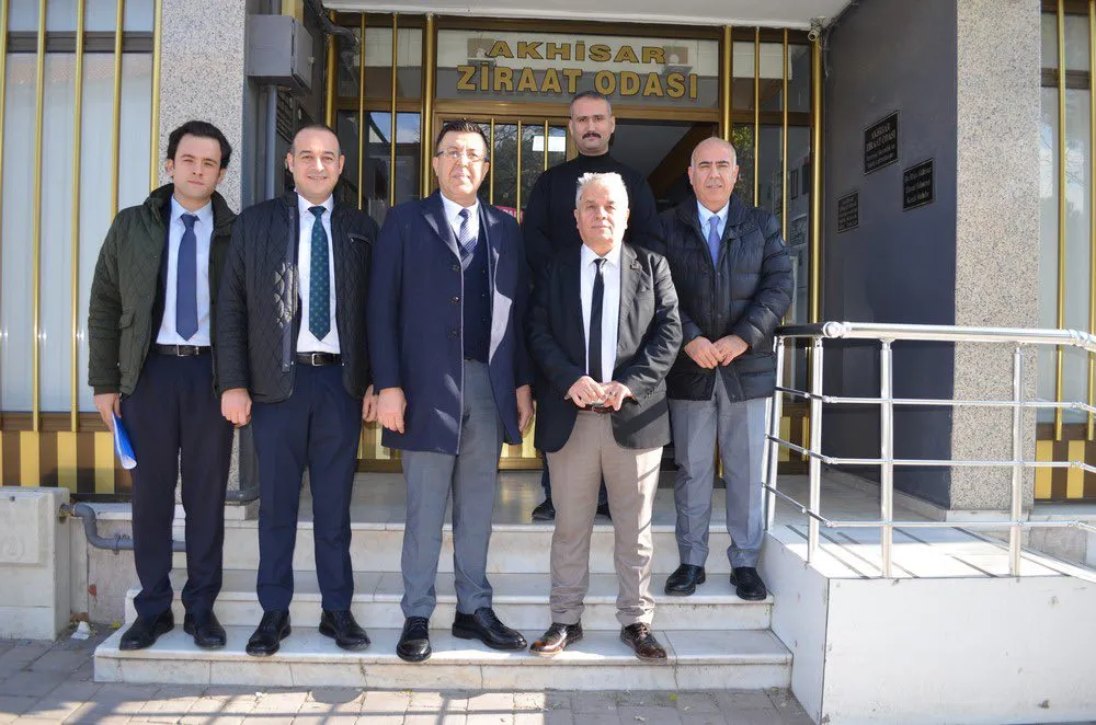 VAKIFBANK’TAN AKHİSAR ZİRAAT ODASI’NA TARIM FİNANSMANI ZİYARETİ