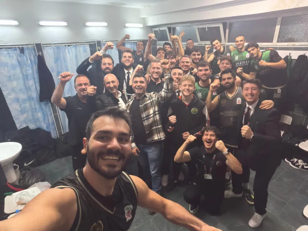 AKHİSARLI DEVLER NAMAĞLUP LİDERİ DEVİRDİ