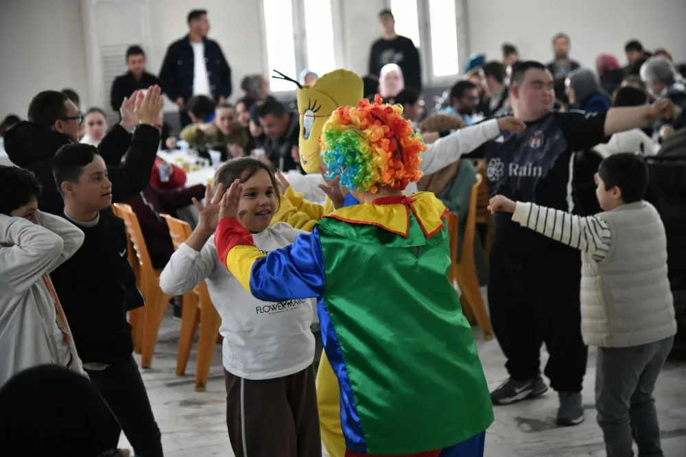 AKHİSAR BELEDİYESİ’NDEN DÜNYA ENGELLİLER GÜNÜ’NE ÖZEL ETKİNLİKLERLE ANLAMLI FARKINDALIK