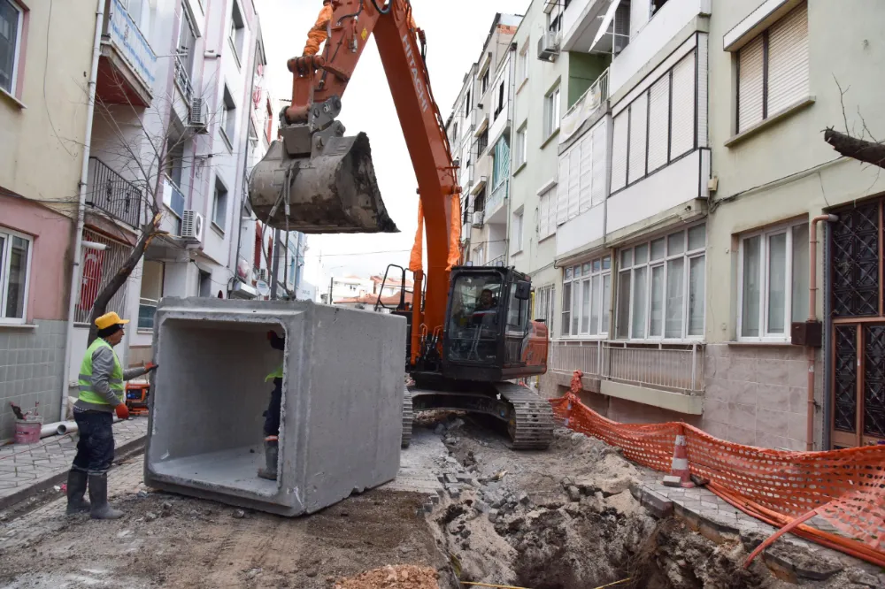 AKHİSAR’DA YAĞMUR SUYU SORUNUNA ÇÖZÜM