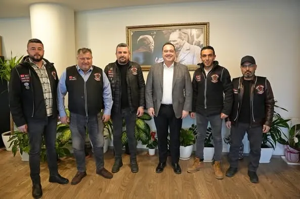 BAŞKAN DUTLULU, AKHİSAR RİDERS KULÜBÜ YÖNETİMİNİ KONUK ETTİ