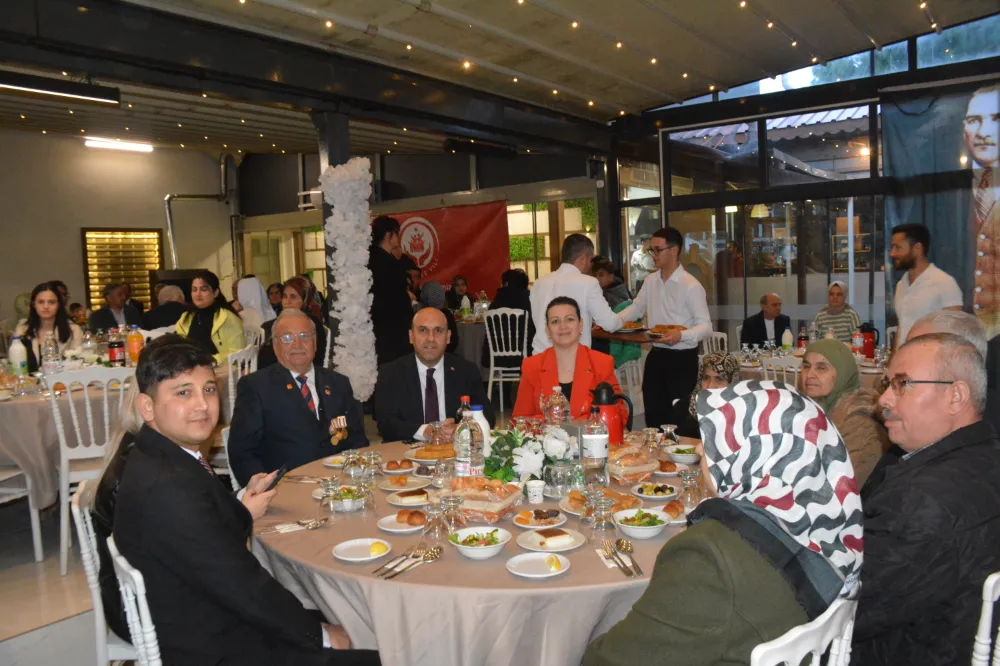 AKHİSAR KAYMAKAMLIĞI’NDAN ANLAMLI BULUŞMA