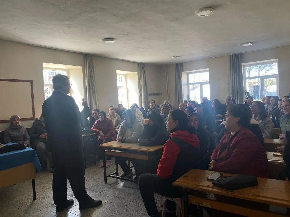 BAĞIMLILIKLA MÜCADELE EĞİTİMLERİ DEVAM EDİYOR
