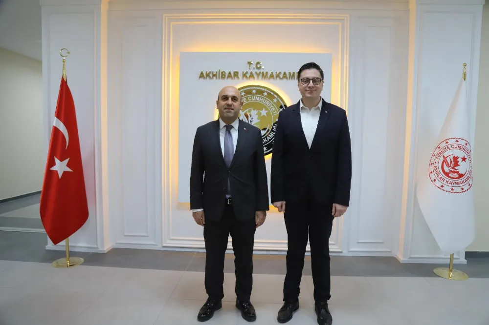 AK PARTİ AKHİSAR İLÇE BAŞKANI SÖZCÜER’DEN YENİ HÜKÜMET KONAĞINA ZİYARET