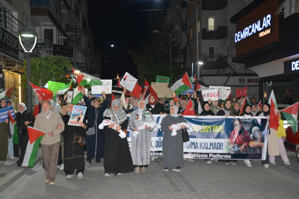 AKHİSAR’DA FİLİSTİN’E DESTEK YÜRÜYÜŞÜ DÜZENLENDİ