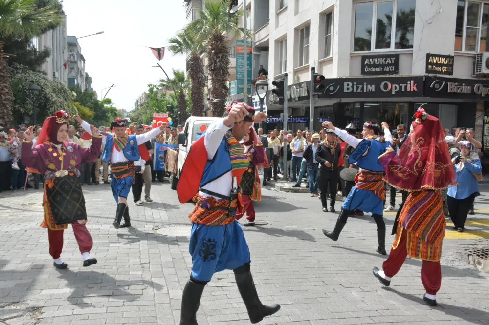 YÖRÜK GÖÇÜ AKHİSAR’DA COŞKUYLA YAŞANDI