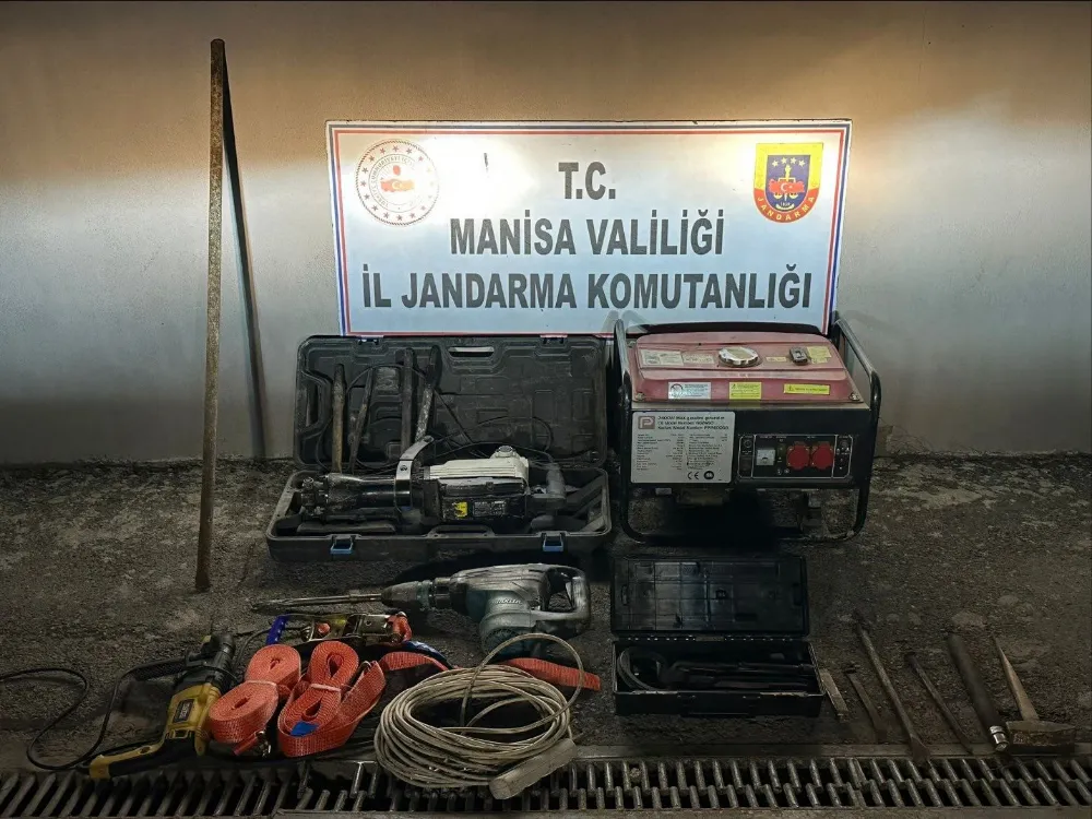 SAZOBA’DA ORMANDA KAÇAK KAZI