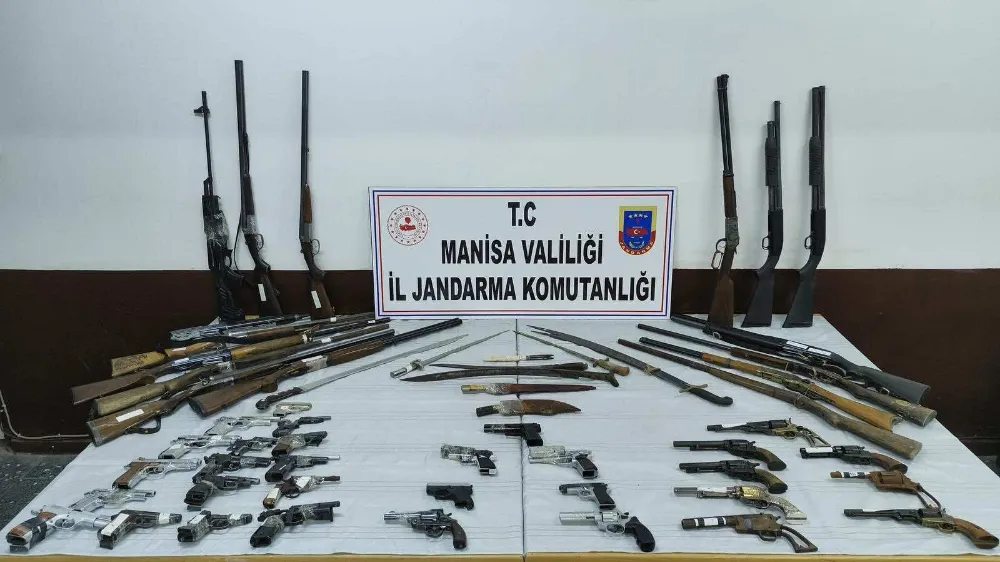 RUHSATSIZ SİLAH VE MÜHİMMAT ELE GEÇİRİLDİ