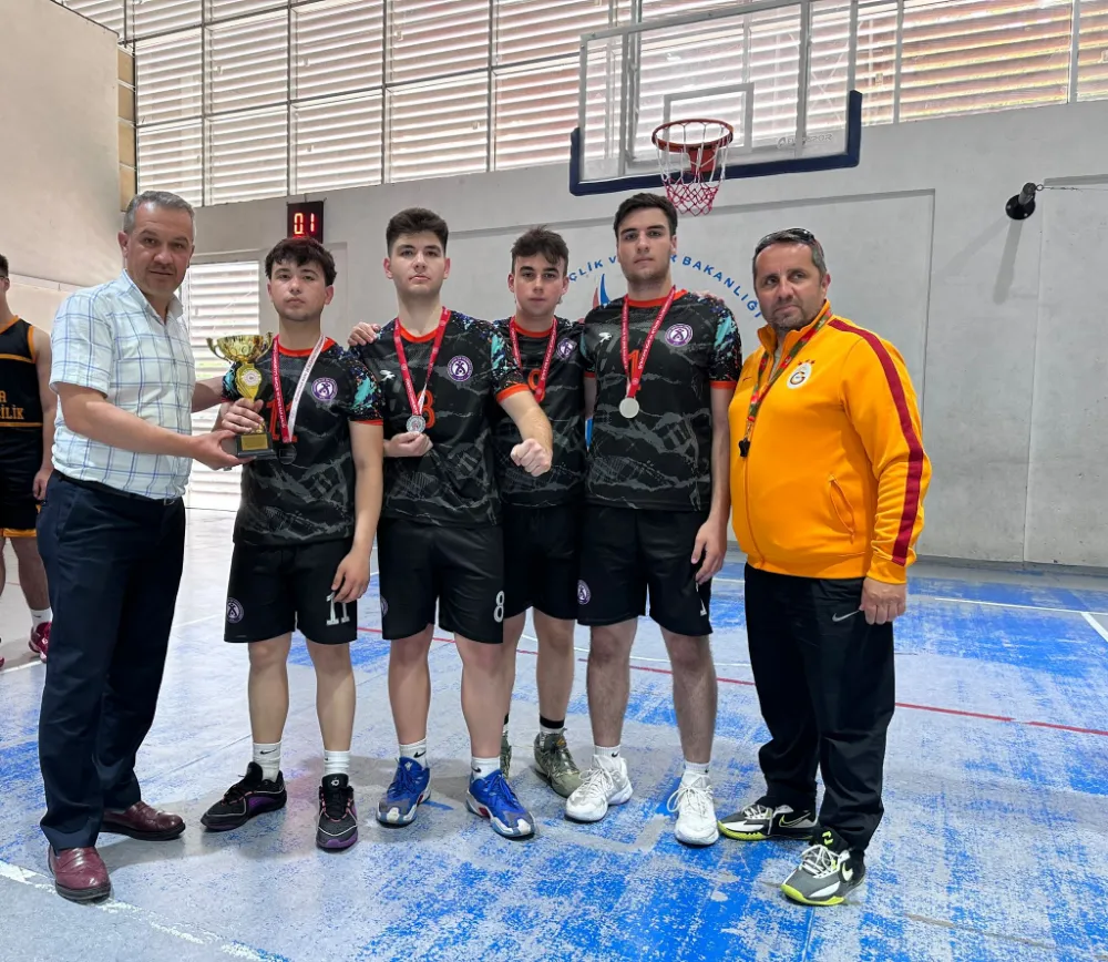 19 MAYIS KAPSAMINDA  3X3 GENÇLER BASKETBOL TURNUVASI TAMAMLANDI