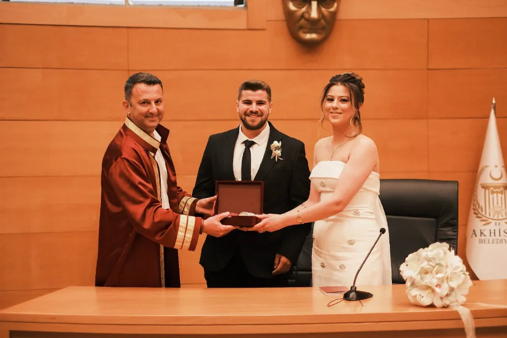 BAŞKAN KAYSERİLİ’DEN İLK NİKÂH