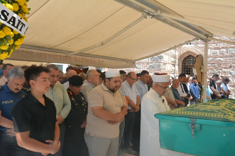 ALBAY HÜSEYİN BORAZAN’IN BABASI MEHMET BORAZAN SON YOLCULUĞUNA UĞURLANDI