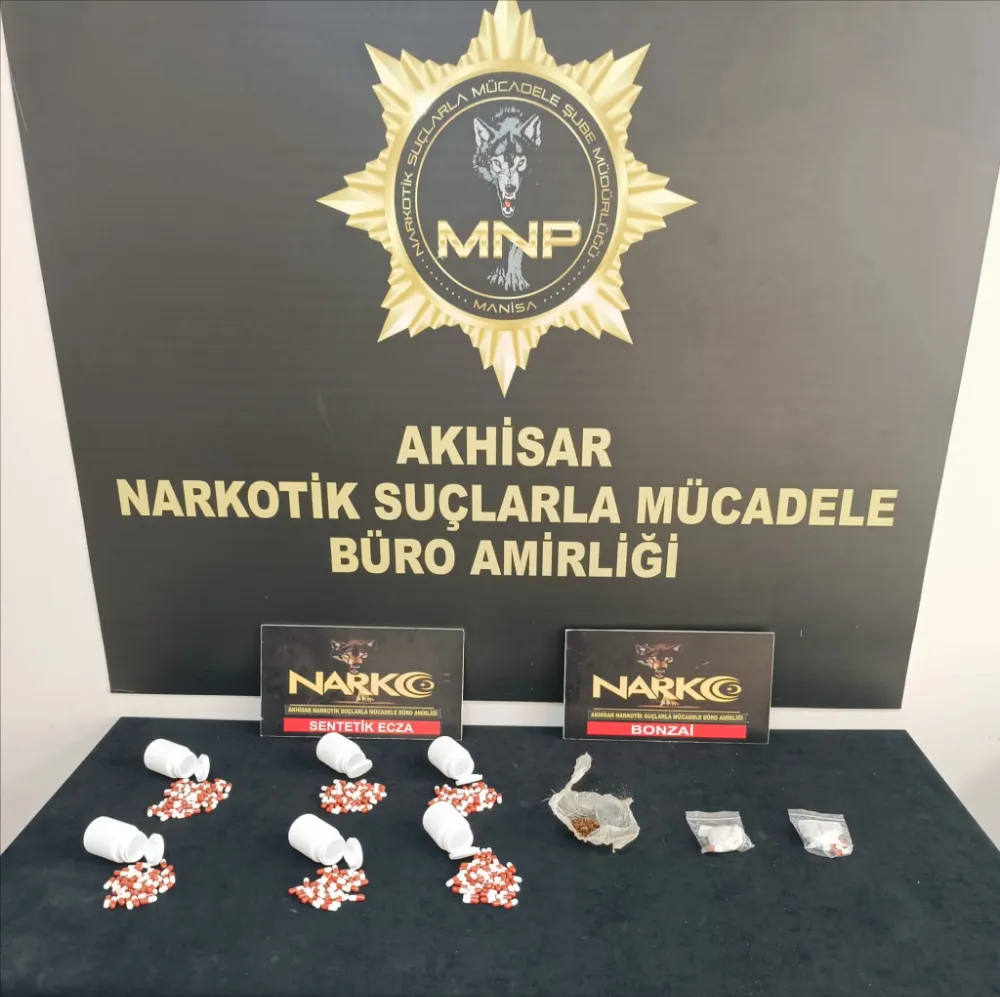 AKHİSAR’DA UYUŞTURUCU OPERASYONU: 2 ZEHİR TACİRİ TUTUKLANDI