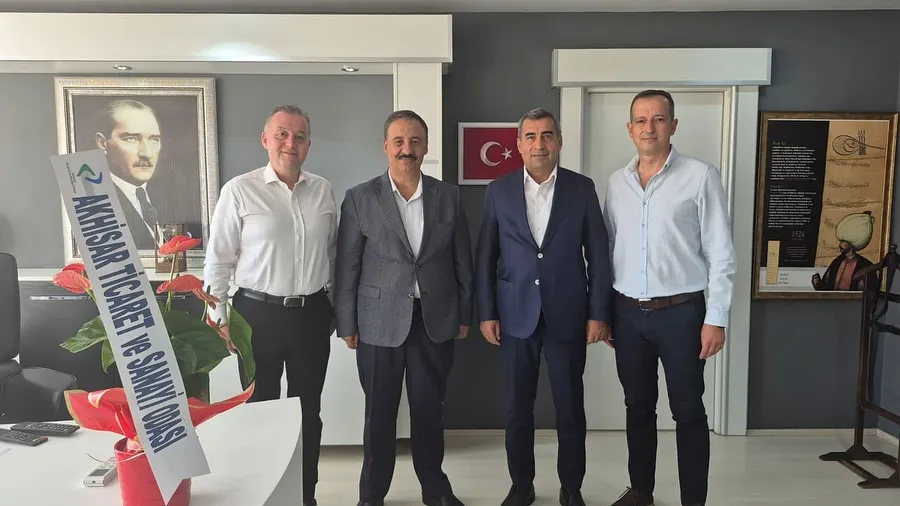 ATSO BAŞKANI KARAOĞLAN’DAN GÖLMARMARA KAYMAKAMI KARADAĞ’A HAYIRLI OLSUN ZİYARETİ