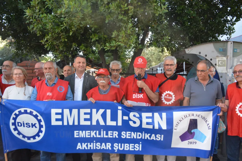 AKHİSAR DİSK EMEKLİ-SEN’DEN MAAŞ ZAMMI TEPKİSİ