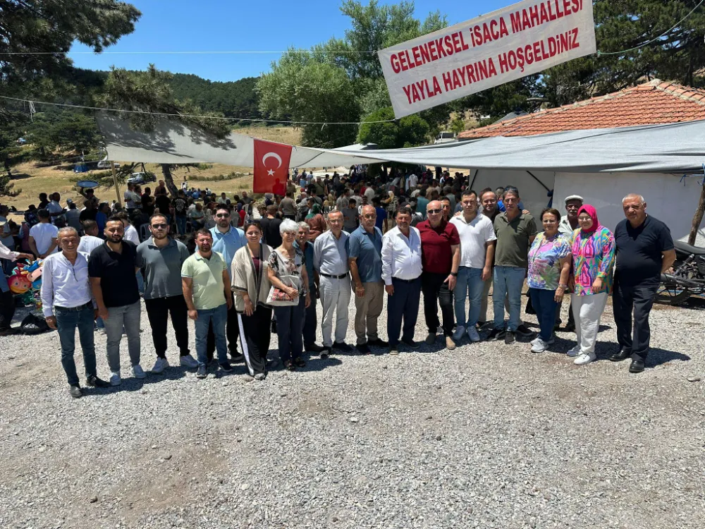 AKHİSAR CHP İLÇE TEŞKİLATI GELENEKSEL KÖY HAYIRLARINDA MAHALLE SAKİNLERİYLE BULUŞTU