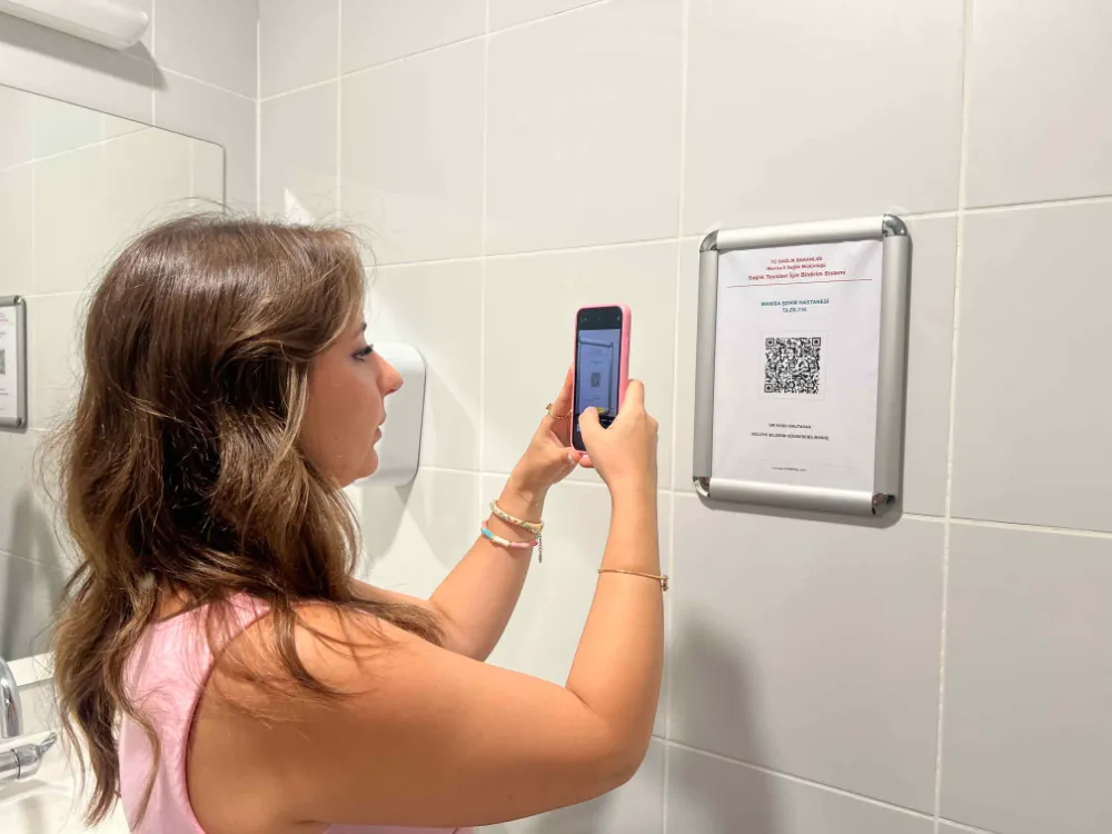 MANİSA KAMU HASTANELERİNDE “QR KOD TEMİZLİK UYGULAMASI” BAŞLADI
