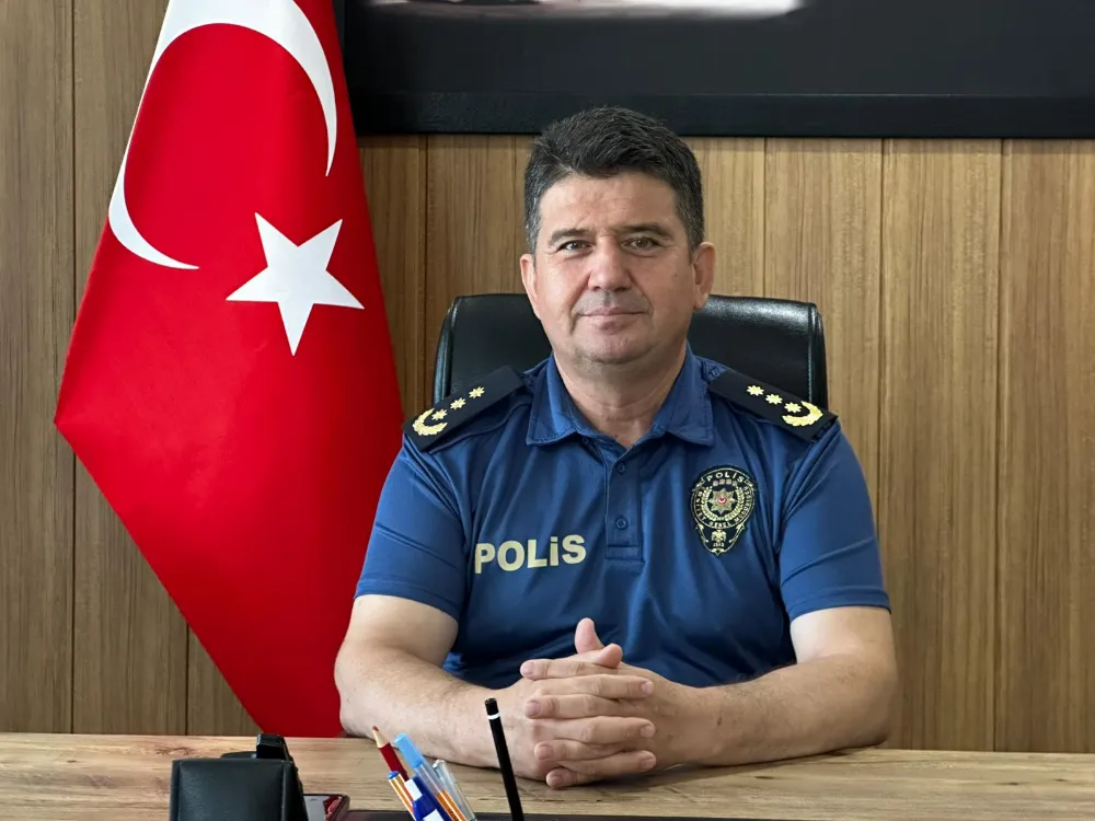 AKHİSAR İLÇE EMNİYET MÜDÜRÜ HASAN TAŞAN GÖREVİNE BAŞLADI