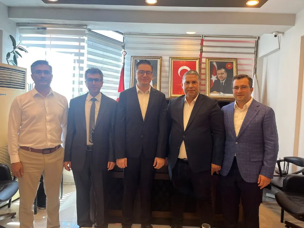 AK PARTİ AKHİSAR TEŞKİLATINA TARIM MÜDÜRLERİNDEN ZİYARET