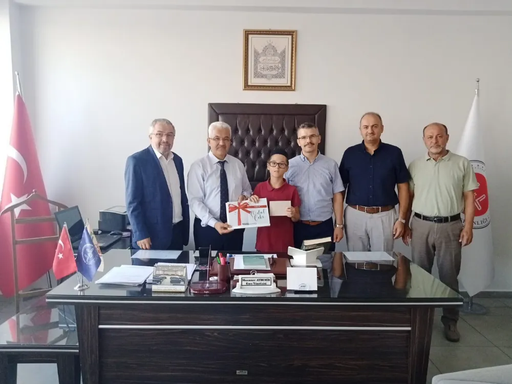 İLÇE MÜFTÜSÜ SALMAN’DAN HİLALİYE HAFIZLIK KUR’AN KURSU’NA ZİYARET
