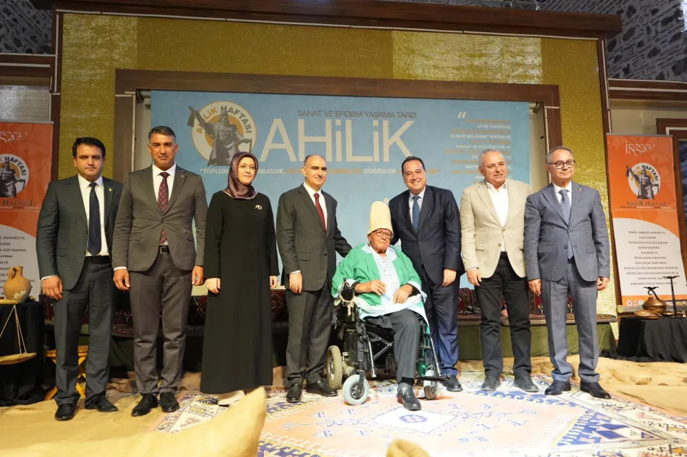94 YAŞINDAKİ AKHİSARLI ABDÜL BALOLSUN 